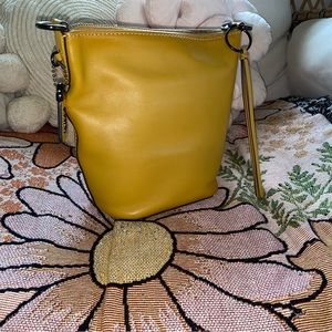 Coach Duffle 20 Flax EUC